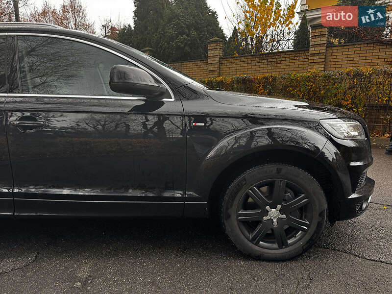 Позашляховик / Кросовер Audi Q7 2013 в Києві фото 7 Позашляховик / Кросовер Audi Q7 2013 в Києві