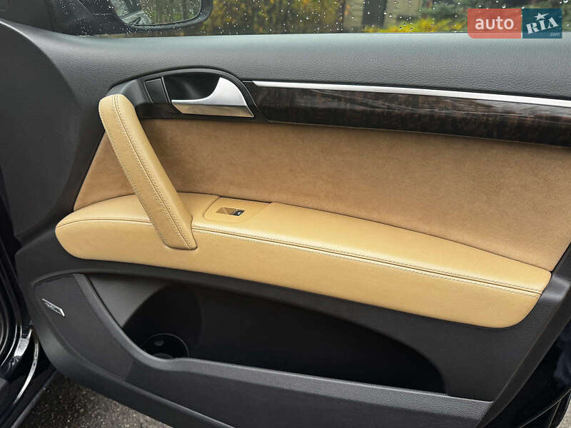 Позашляховик / Кросовер Audi Q7 2013 в Києві фото 41 Позашляховик / Кросовер Audi Q7 2013 в Києві