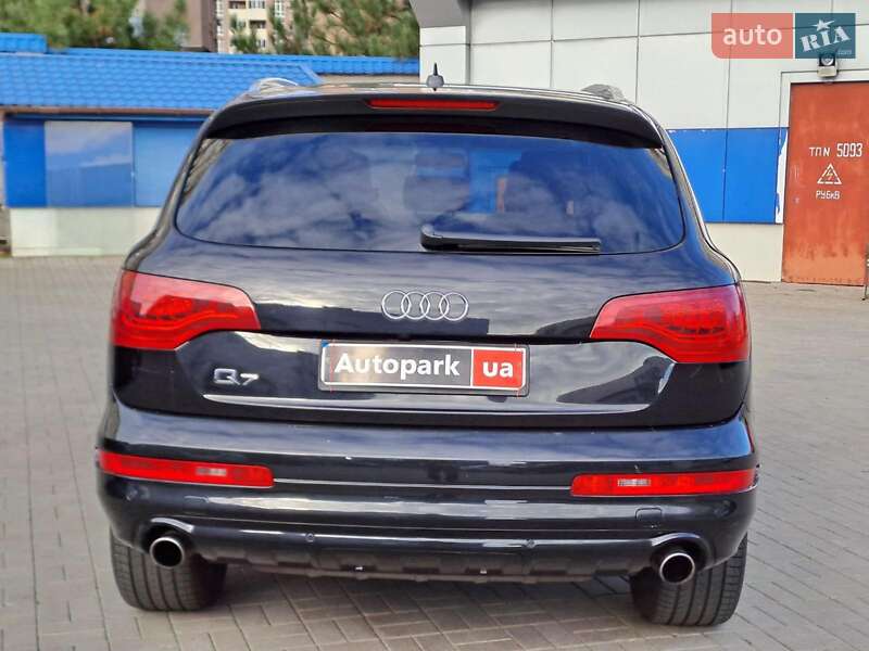 Позашляховик / Кросовер Audi Q7 2010 в Одесі