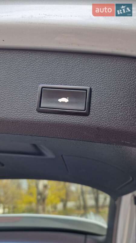 Позашляховик / Кросовер Audi Q7 2012 в Миколаєві