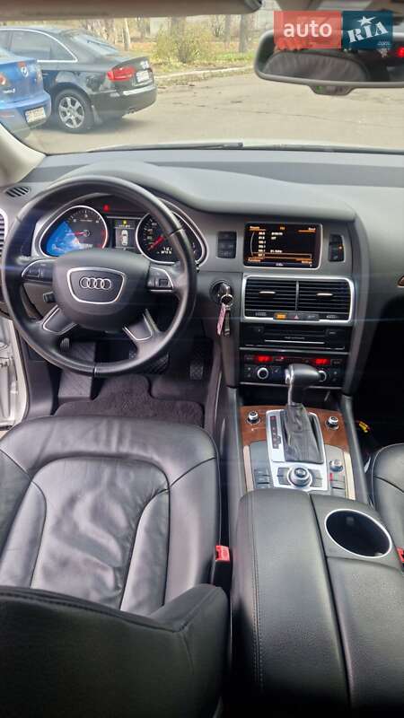 Позашляховик / Кросовер Audi Q7 2012 в Миколаєві