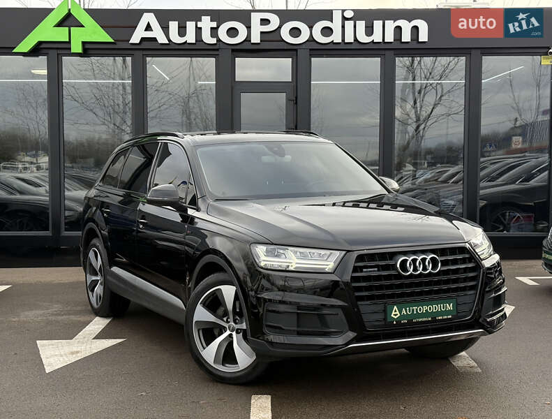 Позашляховик / Кросовер Audi Q7 2015 в Києві