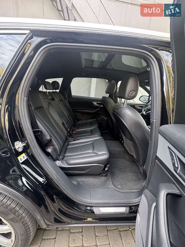 Внедорожник / Кроссовер Audi Q7 2018 в Киеве