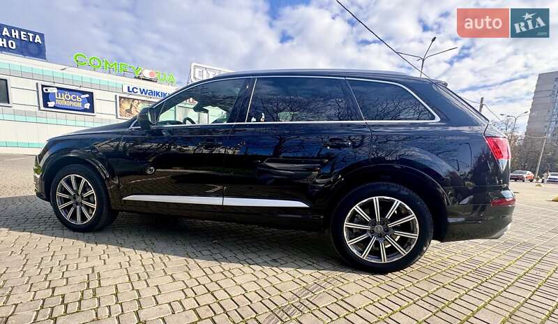 Внедорожник / Кроссовер Audi Q7 2018 в Киеве