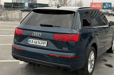 Внедорожник / Кроссовер Audi Q7 2017 в Киеве