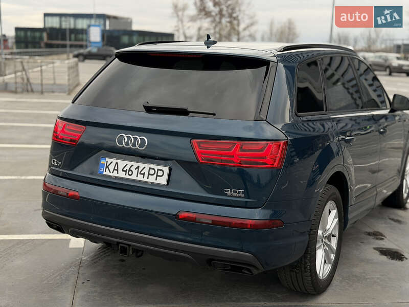Позашляховик / Кросовер Audi Q7 2017 в Києві фото 11 Позашляховик / Кросовер Audi Q7 2017 в Києві