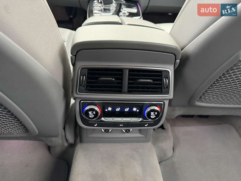 Позашляховик / Кросовер Audi Q7 2017 в Києві фото 17 Позашляховик / Кросовер Audi Q7 2017 в Києві