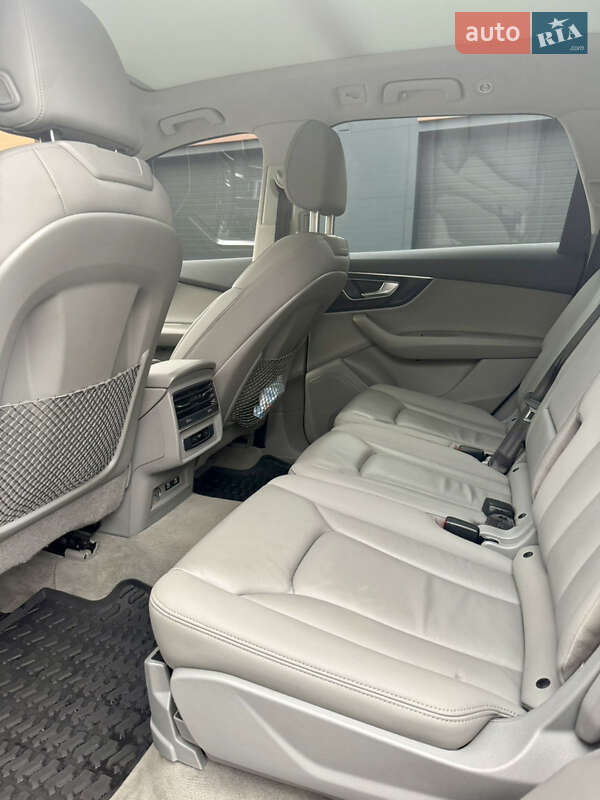 Внедорожник / Кроссовер Audi Q7 2020 в Киеве фото 16 Внедорожник / Кроссовер Audi Q7 2020 в Киеве