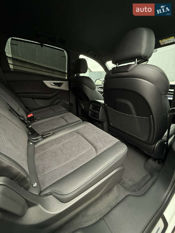 Позашляховик / Кросовер Audi Q7 2025 в Києві фото 36 Позашляховик / Кросовер Audi Q7 2025 в Києві