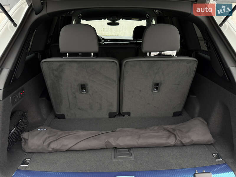 Позашляховик / Кросовер Audi Q7 2025 в Києві фото 44 Позашляховик / Кросовер Audi Q7 2025 в Києві
