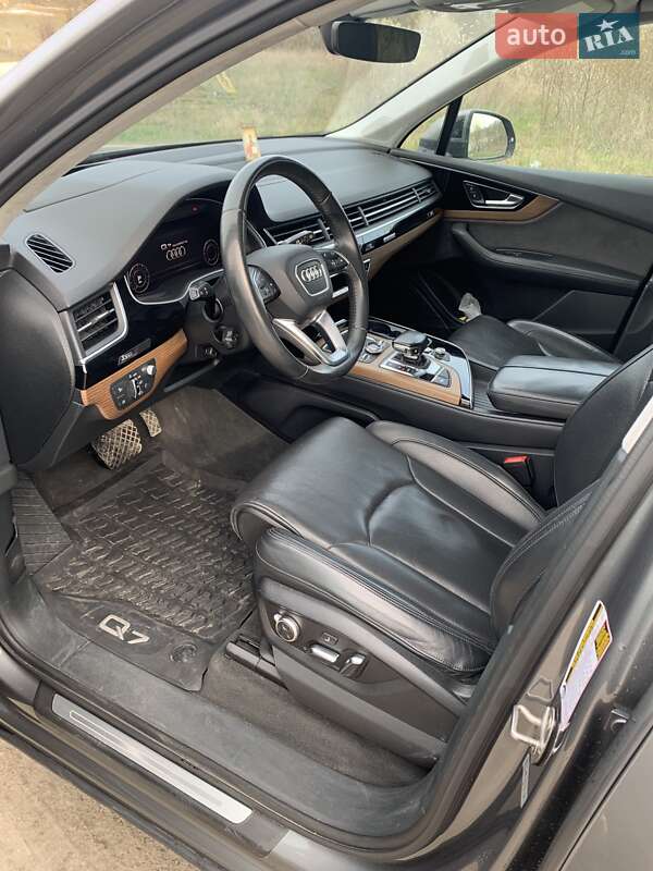 Позашляховик / Кросовер Audi Q7 2017 в Борщеві фото 4 Позашляховик / Кросовер Audi Q7 2017 в Борщеві
