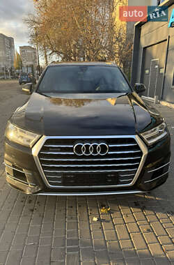 Позашляховик / Кросовер Audi Q7 2019 в Одесі