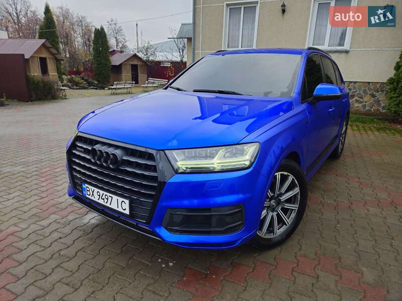 Позашляховик / Кросовер Audi Q7 2016 в Дунаївцях