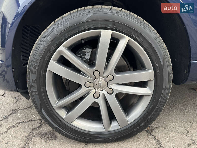 Внедорожник / Кроссовер Audi Q7 2010 в Ровно