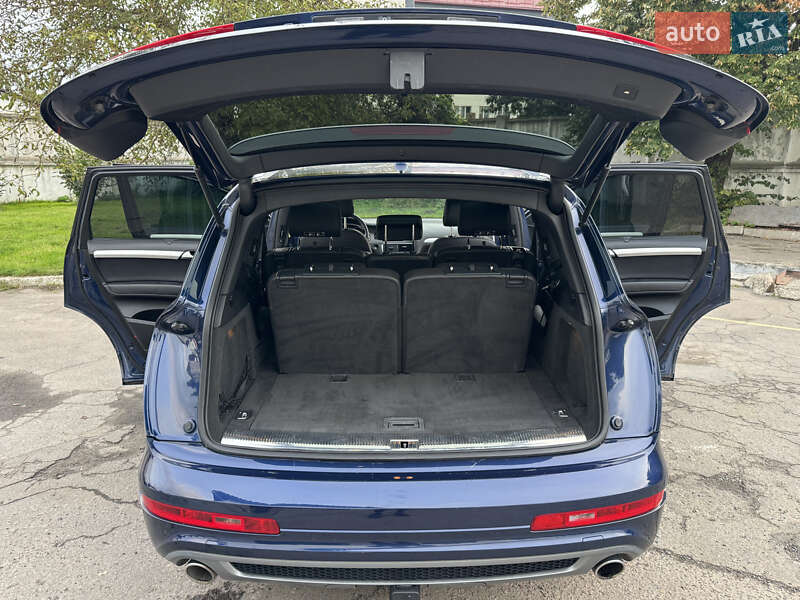 Внедорожник / Кроссовер Audi Q7 2010 в Ровно