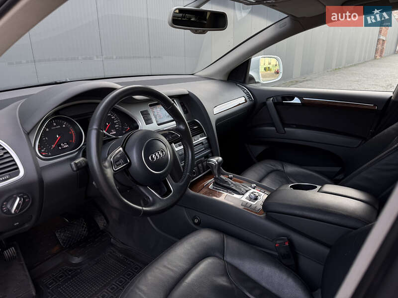 Позашляховик / Кросовер Audi Q7 2013 в Хмельницькому