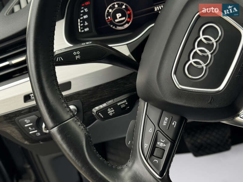 Внедорожник / Кроссовер Audi Q7 2017 в Дрогобыче