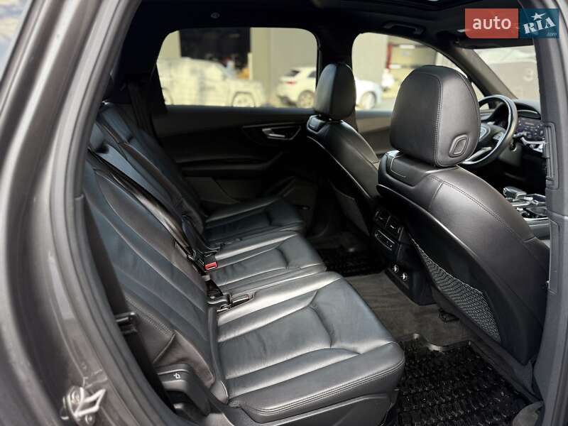 Внедорожник / Кроссовер Audi Q7 2019 в Львове фото 70 Внедорожник / Кроссовер Audi Q7 2019 в Львове