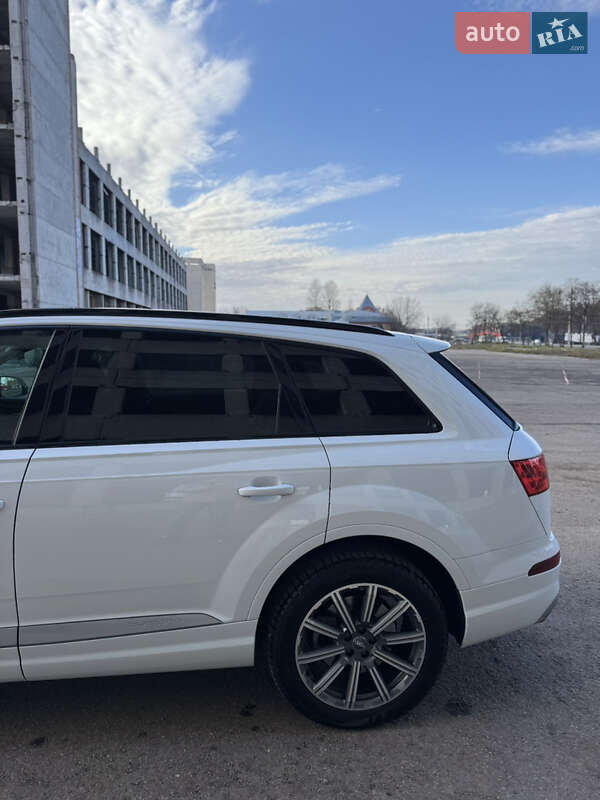 Внедорожник / Кроссовер Audi Q7 2018 в Тернополе фото 12 Внедорожник / Кроссовер Audi Q7 2018 в Тернополе