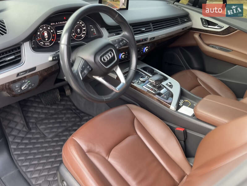 Внедорожник / Кроссовер Audi Q7 2018 в Днепре фото 13 Внедорожник / Кроссовер Audi Q7 2018 в Днепре
