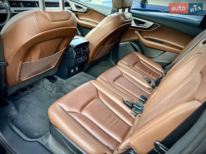 Внедорожник / Кроссовер Audi Q7 2018 в Киеве фото 38 Внедорожник / Кроссовер Audi Q7 2018 в Киеве
