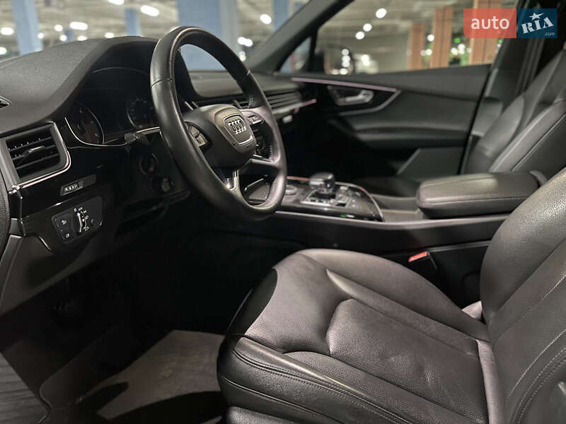 Внедорожник / Кроссовер Audi Q7 2016 в Киеве фото 18 Внедорожник / Кроссовер Audi Q7 2016 в Киеве