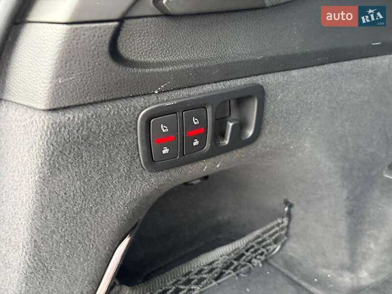 Позашляховик / Кросовер Audi Q7 2016 в Львові фото 14 Позашляховик / Кросовер Audi Q7 2016 в Львові