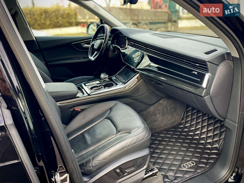 Внедорожник / Кроссовер Audi Q7 2019 в Львове