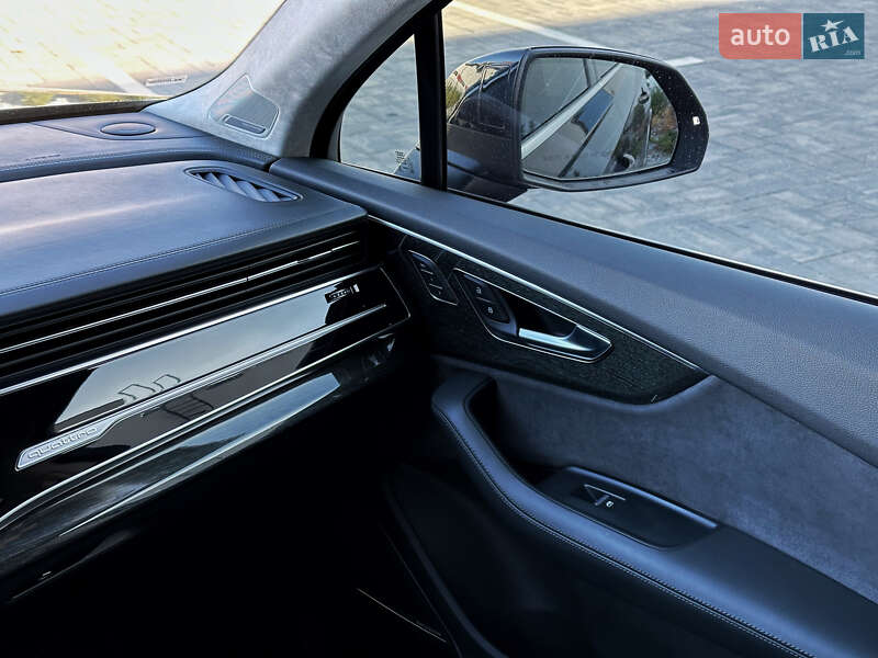 Позашляховик / Кросовер Audi Q7 2020 в Луцьку фото 6 Позашляховик / Кросовер Audi Q7 2020 в Луцьку