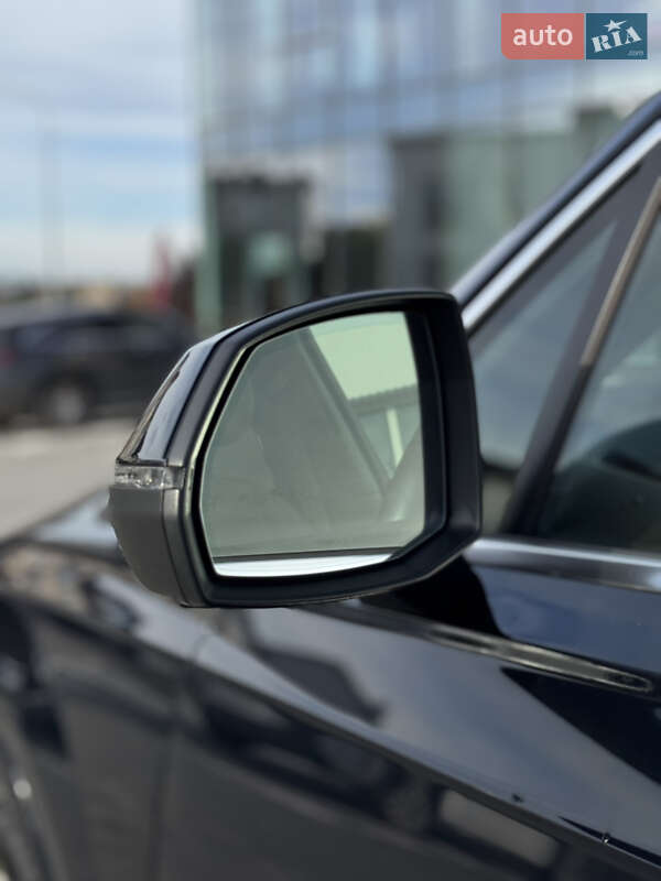 Позашляховик / Кросовер Audi Q7 2017 в Києві