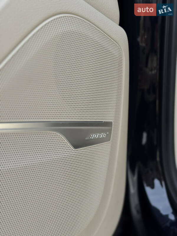 Позашляховик / Кросовер Audi Q7 2017 в Києві