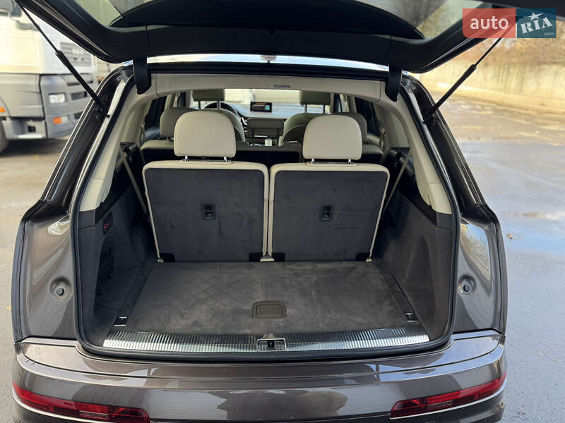 Позашляховик / Кросовер Audi Q7 2016 в Романіву фото 29 Позашляховик / Кросовер Audi Q7 2016 в Романіву