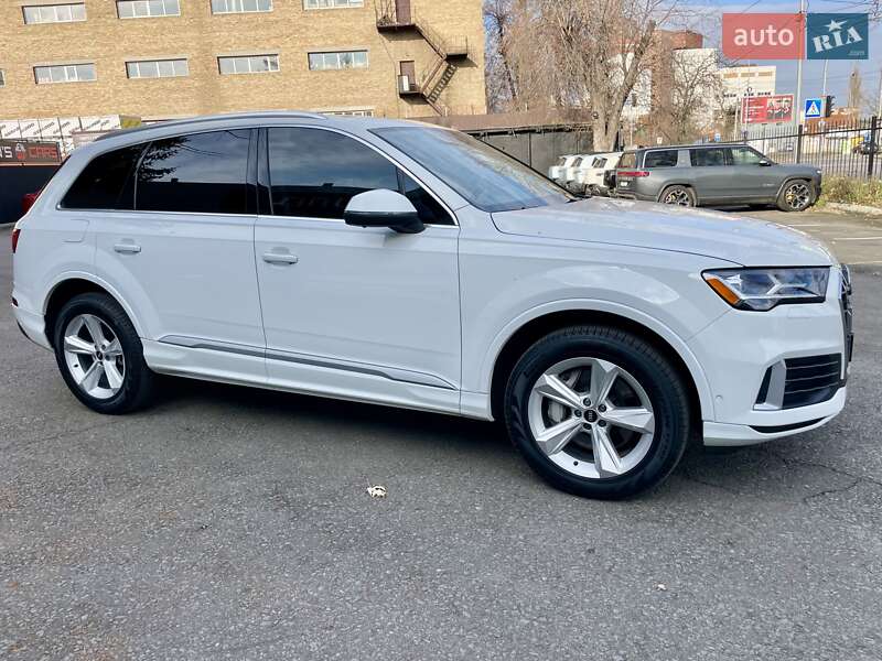 Внедорожник / Кроссовер Audi Q7 2021 в Киеве фото 4 Внедорожник / Кроссовер Audi Q7 2021 в Киеве