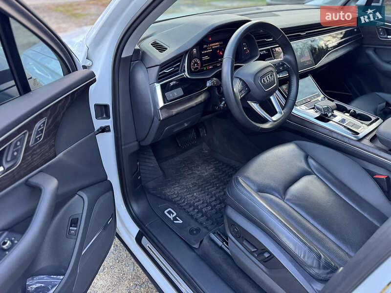 Внедорожник / Кроссовер Audi Q7 2020 в Львове фото 15 Внедорожник / Кроссовер Audi Q7 2020 в Львове
