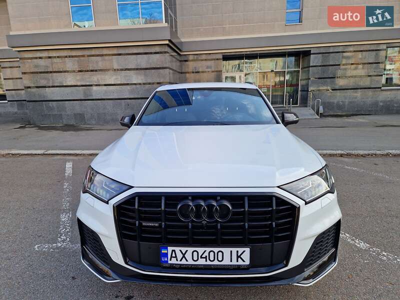 Позашляховик / Кросовер Audi Q7 2023 в Києві фото 13 Позашляховик / Кросовер Audi Q7 2023 в Києві