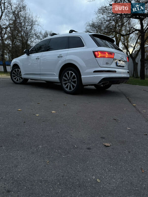 Внедорожник / Кроссовер Audi Q7 2018 в Запорожье