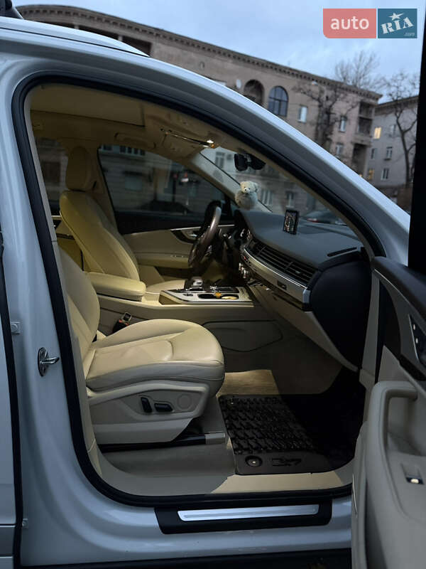 Внедорожник / Кроссовер Audi Q7 2018 в Запорожье