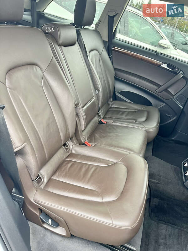 Позашляховик / Кросовер Audi Q7 2015 в Києві фото 18 Позашляховик / Кросовер Audi Q7 2015 в Києві