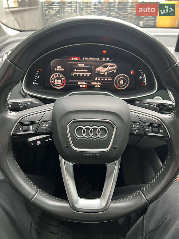 Позашляховик / Кросовер Audi Q7 2018 в Дніпрі