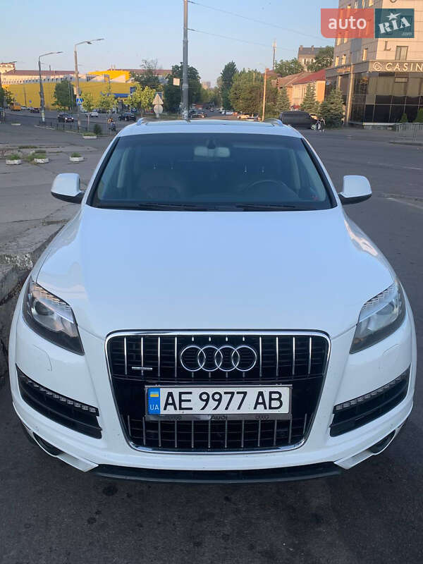 Позашляховик / Кросовер Audi Q7 2015 в Києві фото Позашляховик / Кросовер Audi Q7 2015 в Києві
