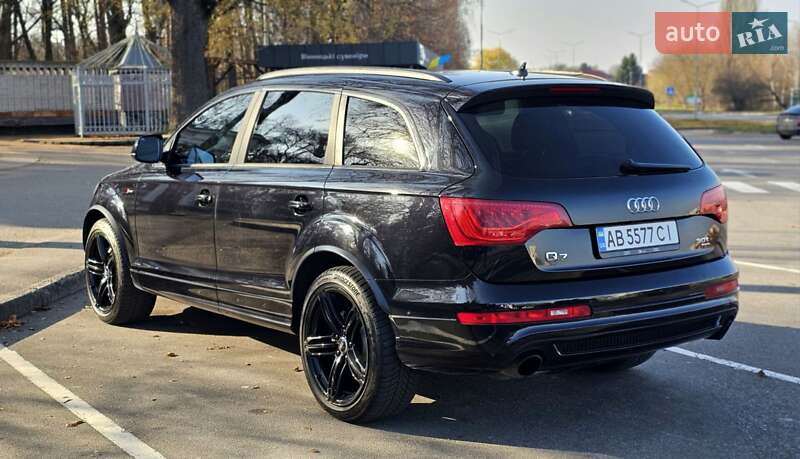 Позашляховик / Кросовер Audi Q7 2012 в Вінниці