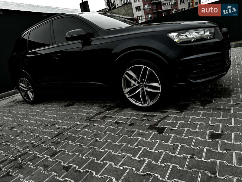 Позашляховик / Кросовер Audi Q7 2017 в Львові фото 13 Позашляховик / Кросовер Audi Q7 2017 в Львові
