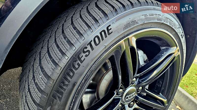 Позашляховик / Кросовер Audi Q7 2012 в Вінниці