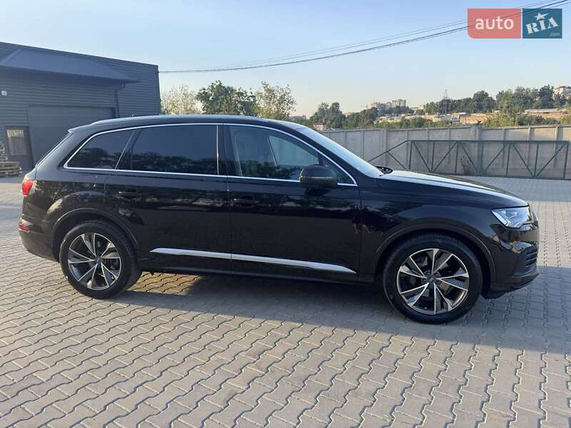 Позашляховик / Кросовер Audi Q7 2023 в Тернополі фото 6 Позашляховик / Кросовер Audi Q7 2023 в Тернополі