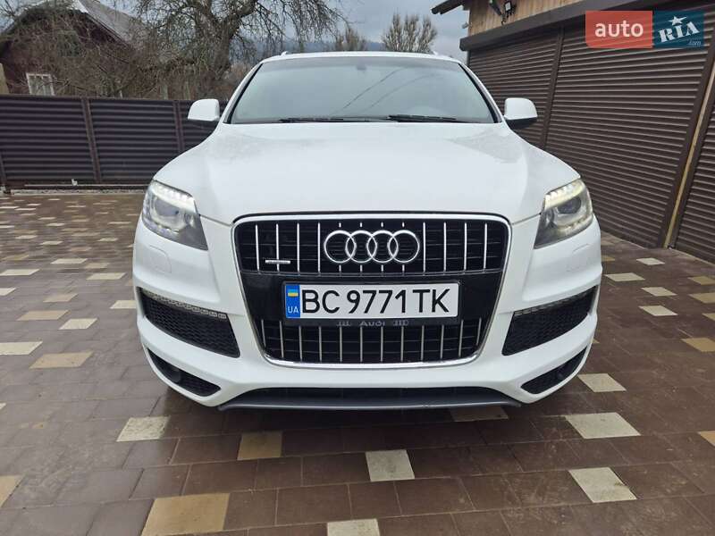 Позашляховик / Кросовер Audi Q7 2013 в Турці