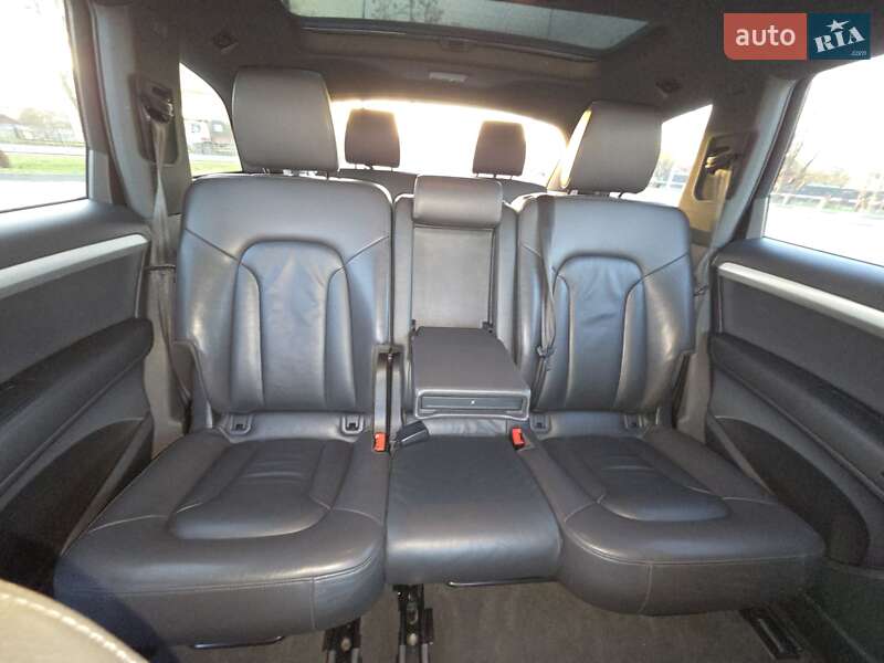 Внедорожник / Кроссовер Audi Q7 2015 в Коломые