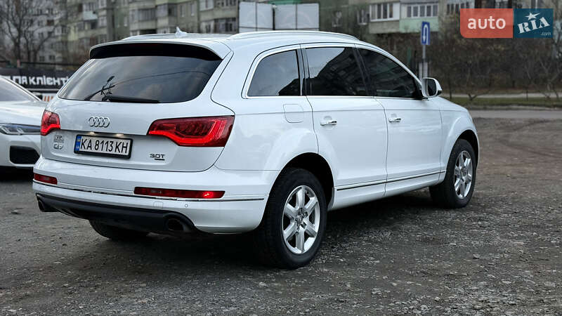 Внедорожник / Кроссовер Audi Q7 2015 в Полтаве