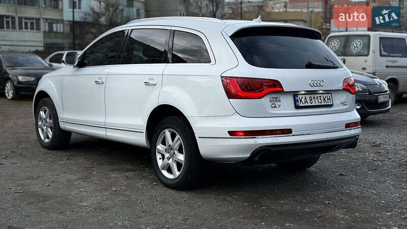 Внедорожник / Кроссовер Audi Q7 2015 в Полтаве