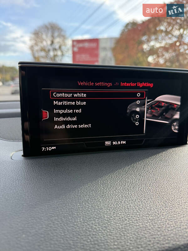 Позашляховик / Кросовер Audi Q7 2017 в Шепетівці