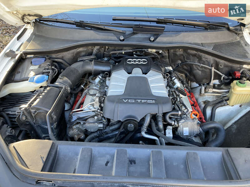 Внедорожник / Кроссовер Audi Q7 2010 в Умани